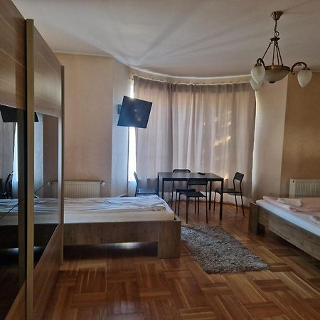 Bigcitty Rooms Cluj-Napoca Exterior photo